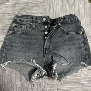 Women’s Levi Shorts